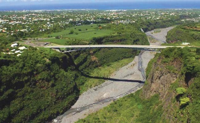 PONT SUR LE BRAS DE LA PLAINE