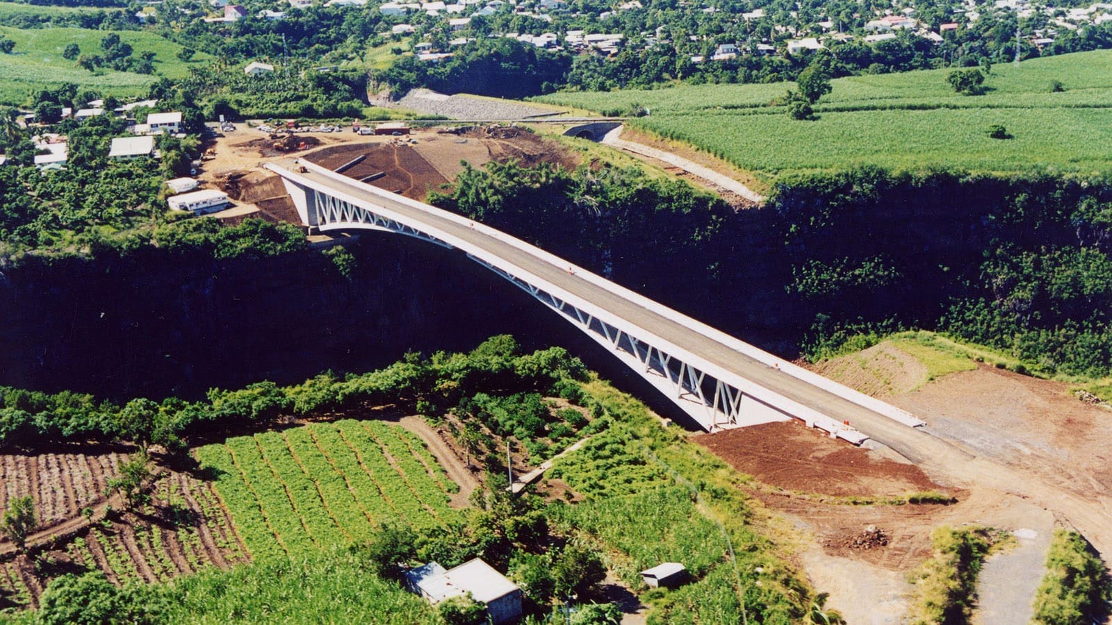 PONT SUR LE BRAS DE LA PLAINE #6