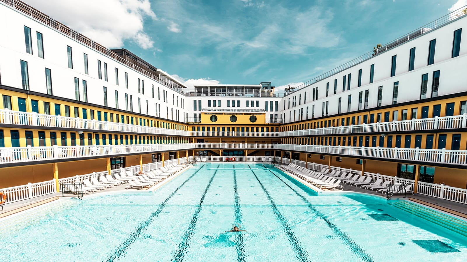 PISCINE MOLITOR #1