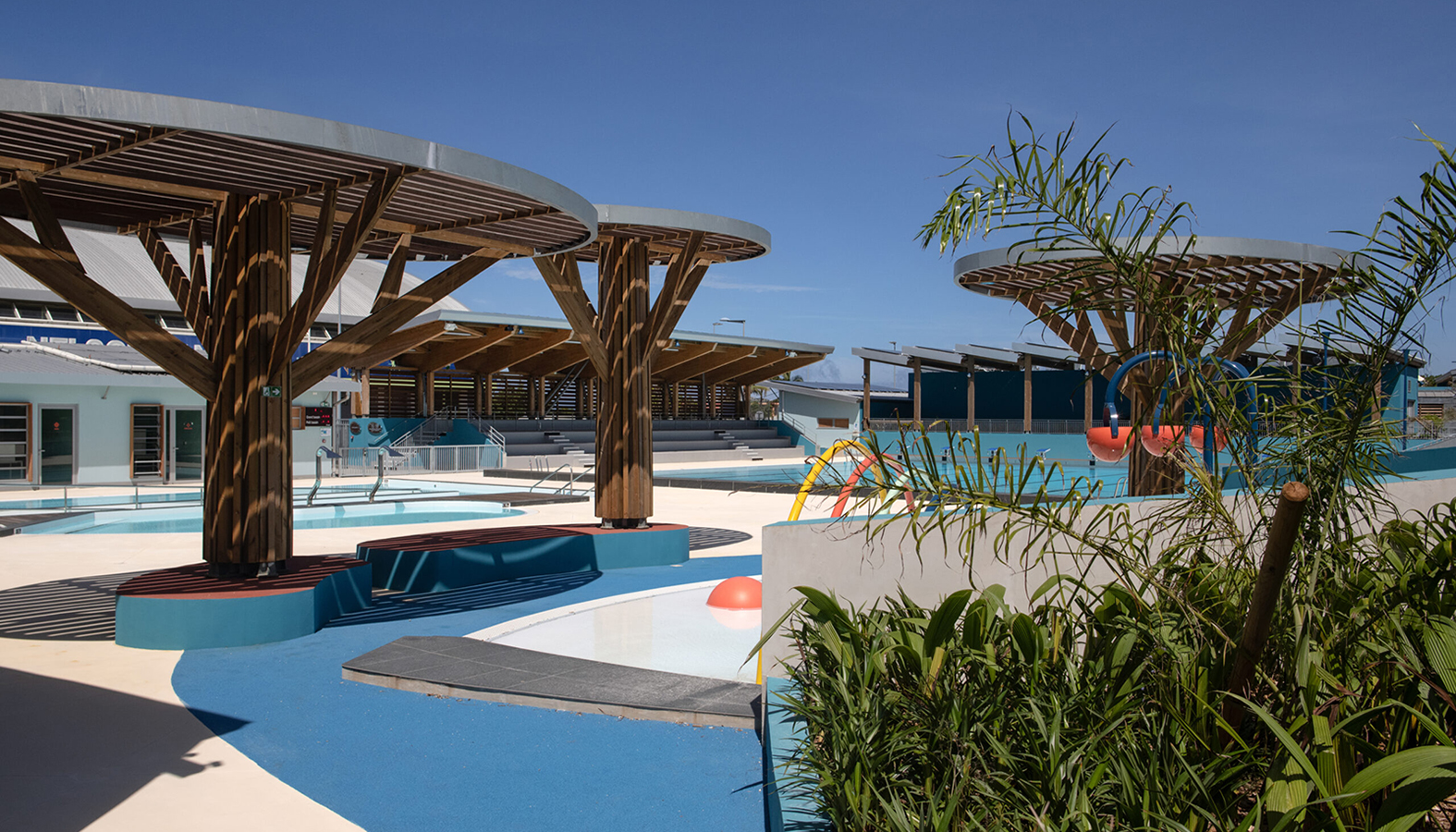 COMPLEXE AQUALOISIR FRANCIS NICOLE #6